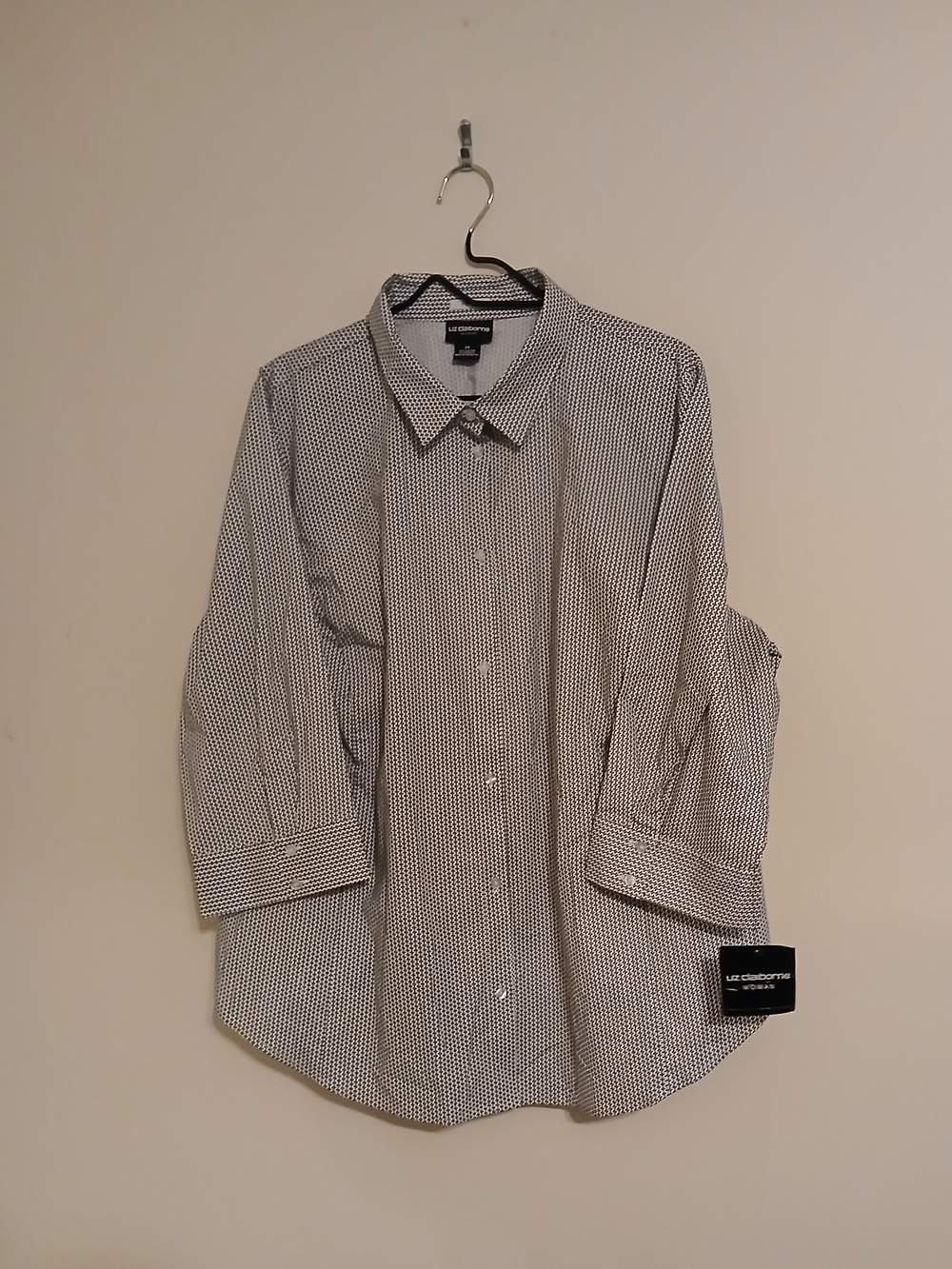 Liz Claiborne Black & White Dress Shirt